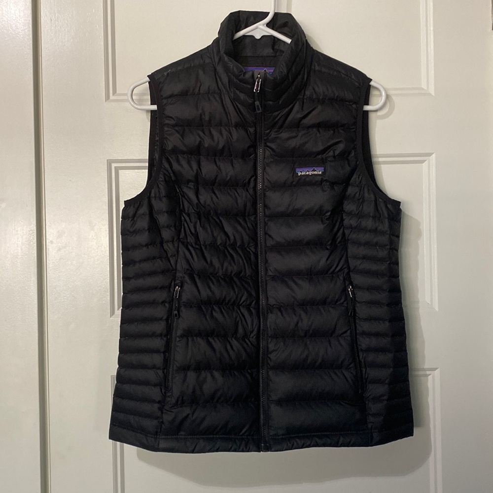 Patagonia Women’s Down Vest (M)